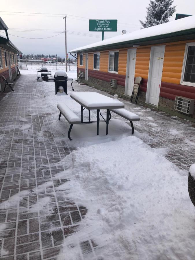 Alpine Motel Rocky Mountain House Ngoại thất bức ảnh