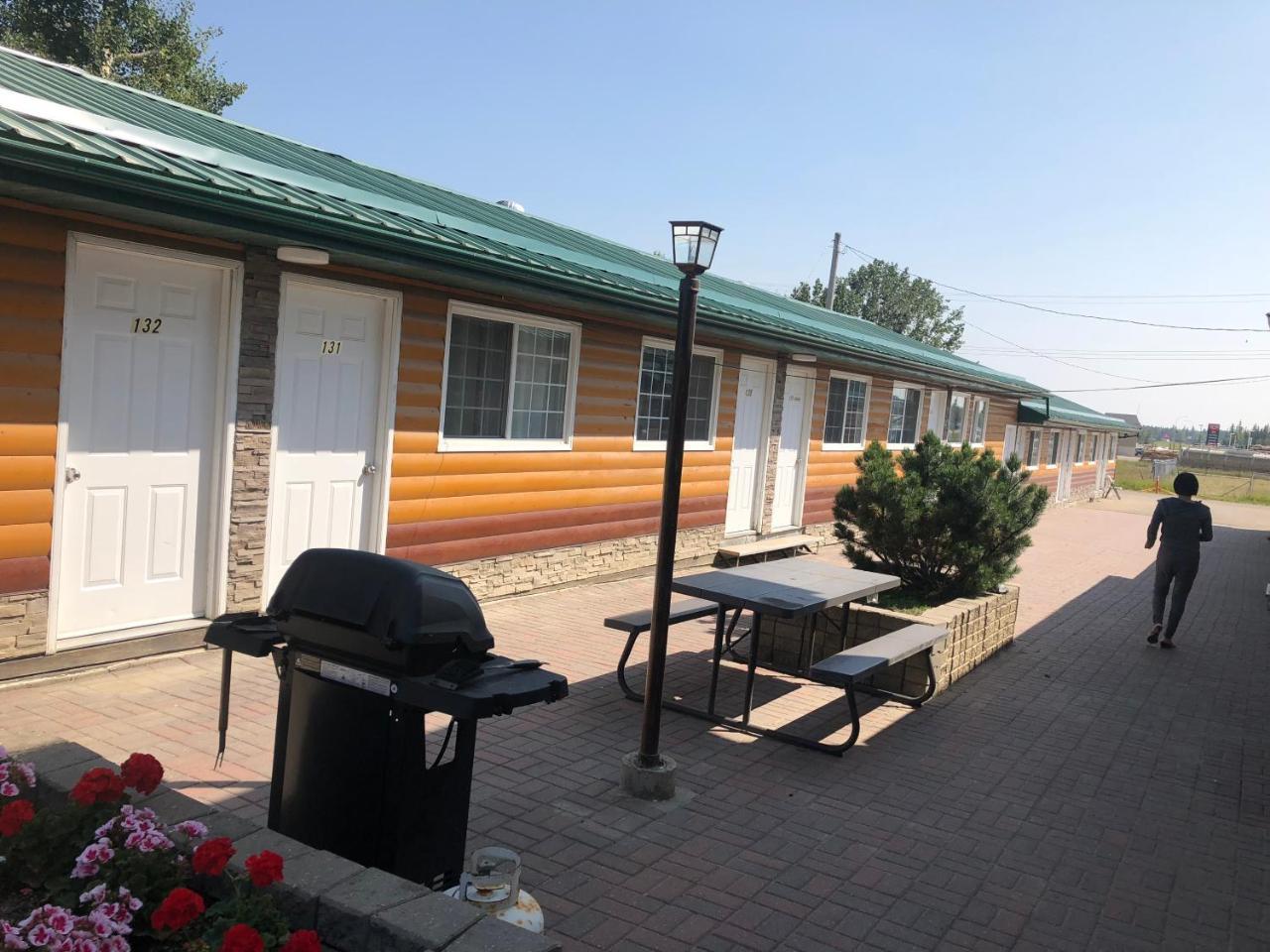 Alpine Motel Rocky Mountain House Ngoại thất bức ảnh